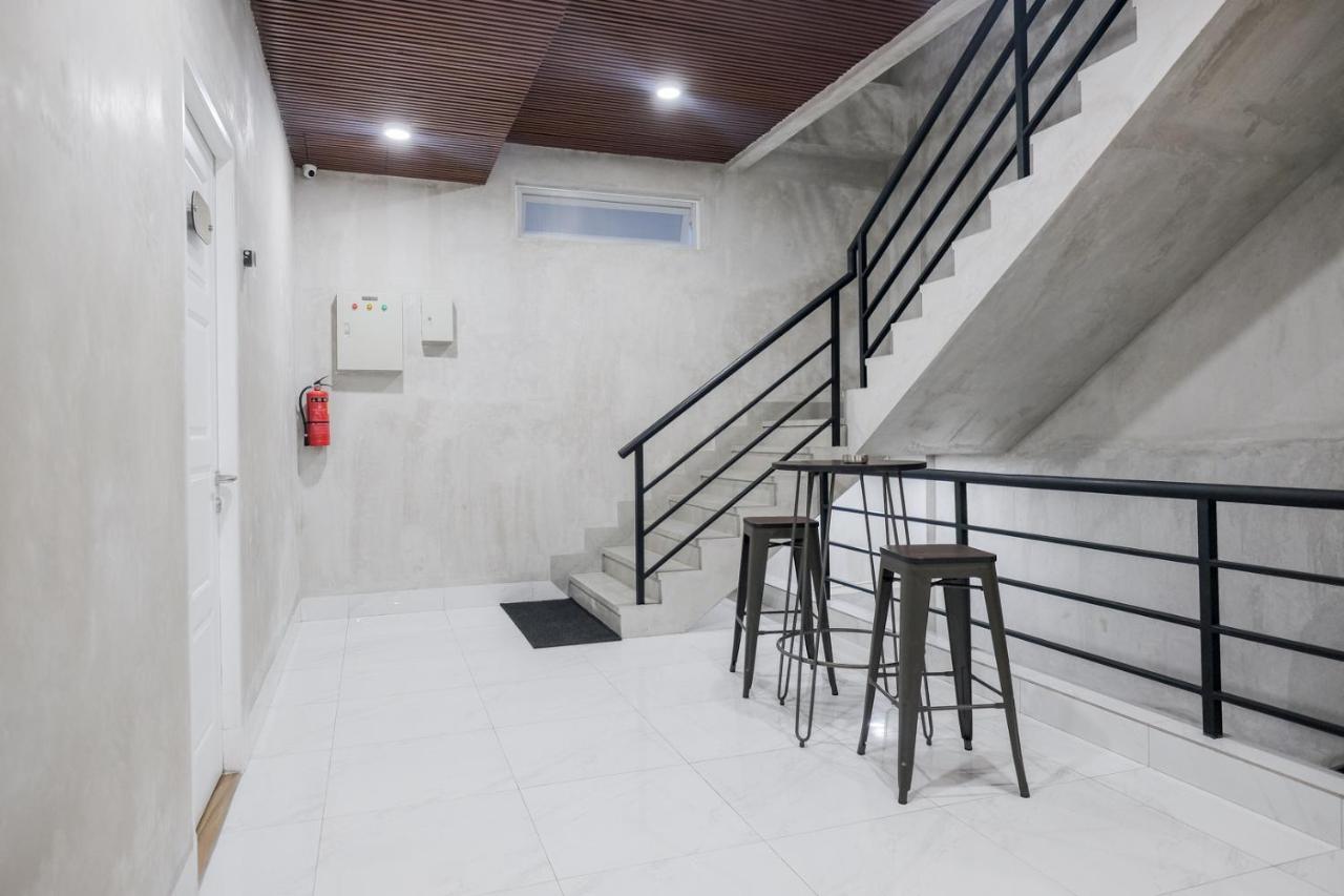 Reddoorz Plus @ Jalan Juanda Medan Exterior photo