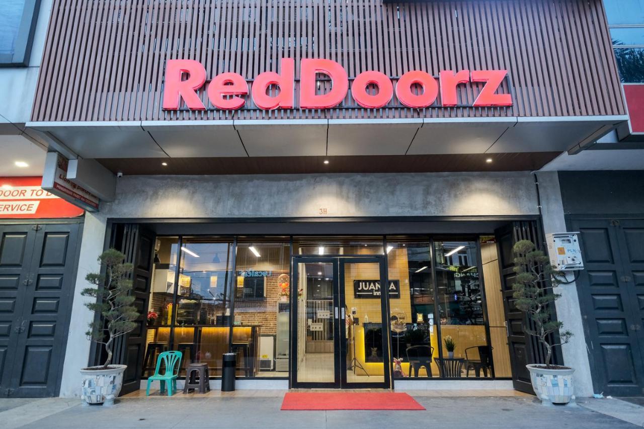 Reddoorz Plus @ Jalan Juanda Medan Exterior photo