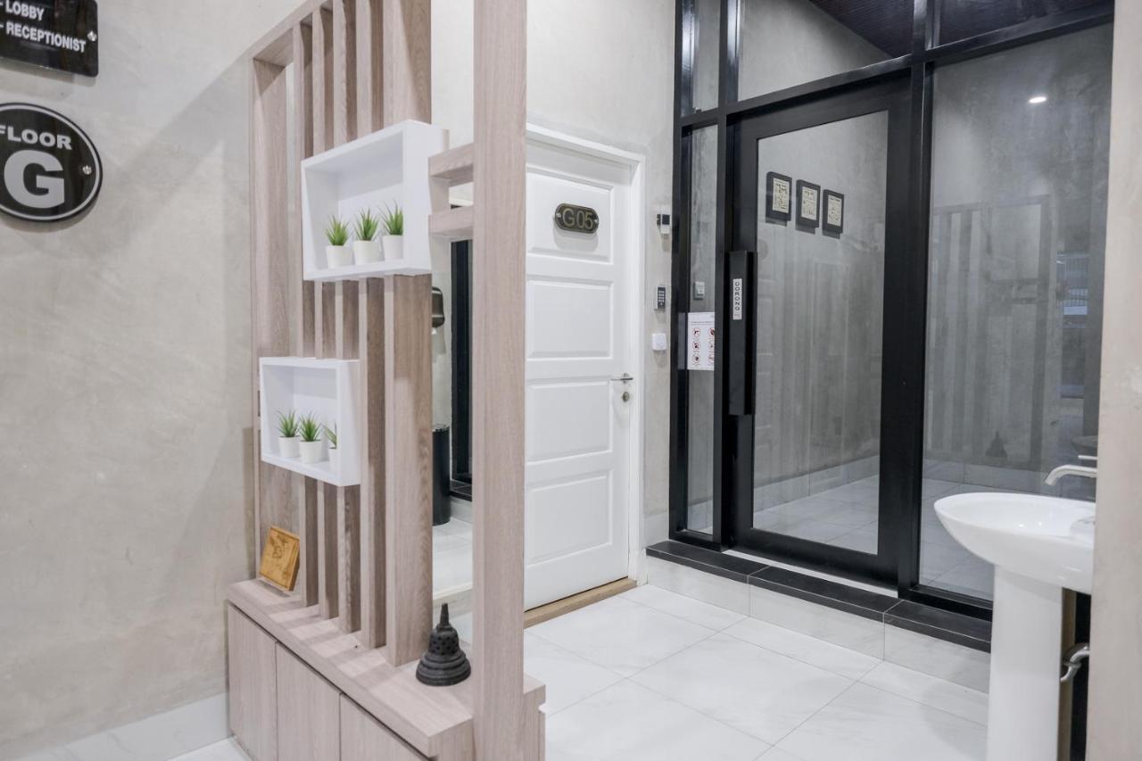 Reddoorz Plus @ Jalan Juanda Medan Exterior photo
